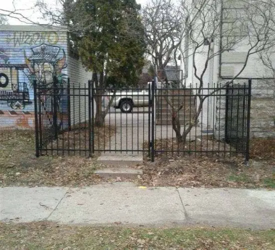 5 Spear Top Ornamental Fence